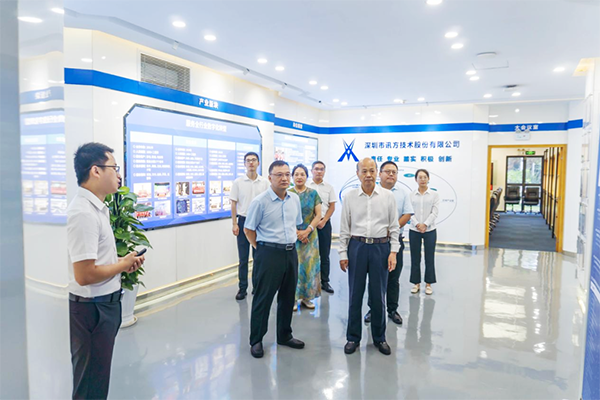 郑州信息工程职业学院领导一行莅临豆豆钱官网技术考察研讨